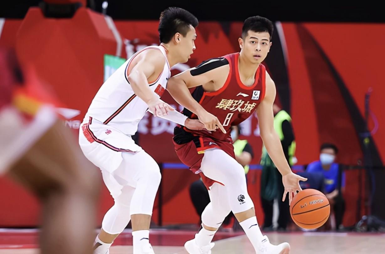 方硕：几年前开玩笑让赵睿加盟北京队，没想到真的实现了